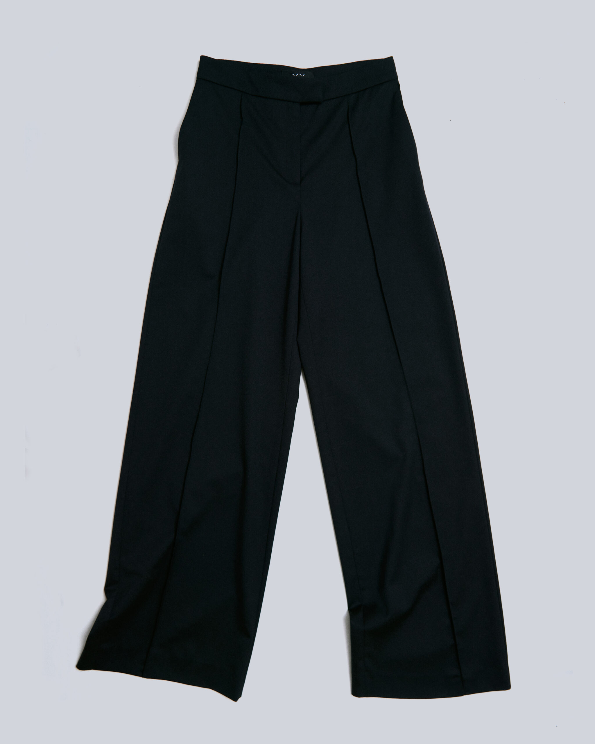 JOE BLACK TROUSERS – Yulia Yadryshnikova